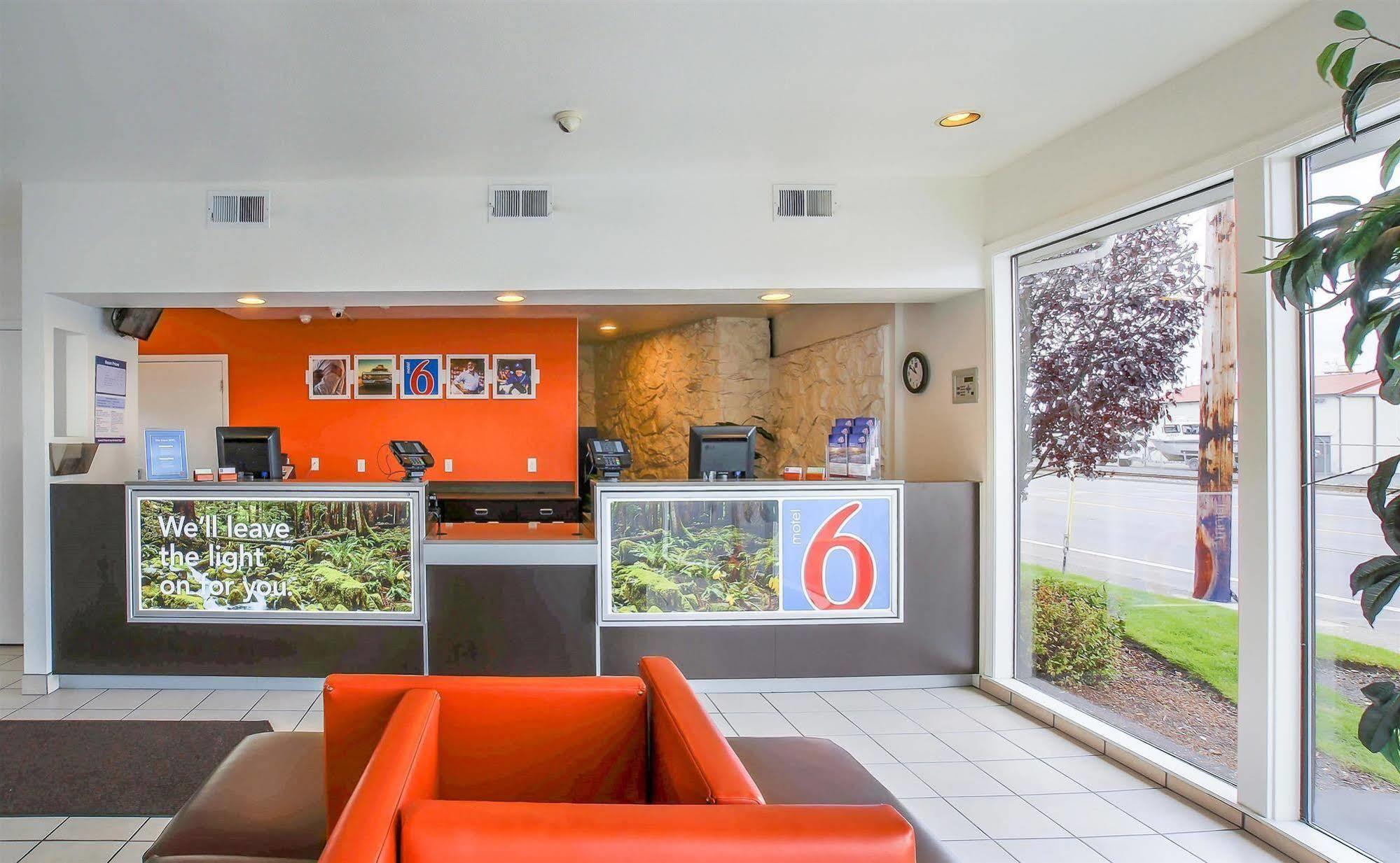 Motel 6-Coos Bay, Or Eksteriør billede